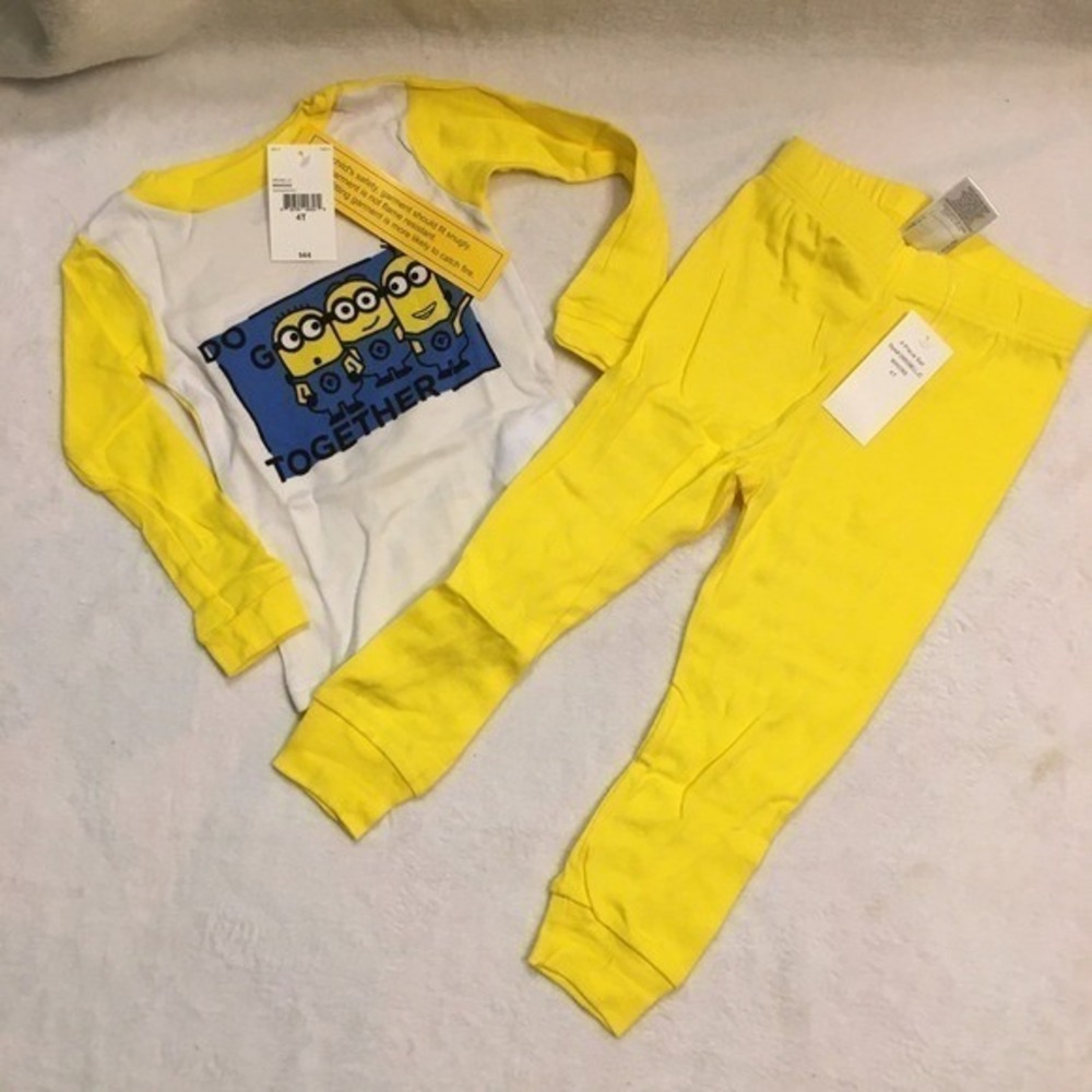 Minions Pajama set Kids 4T Yellow New Long Sleeve Cotton‎